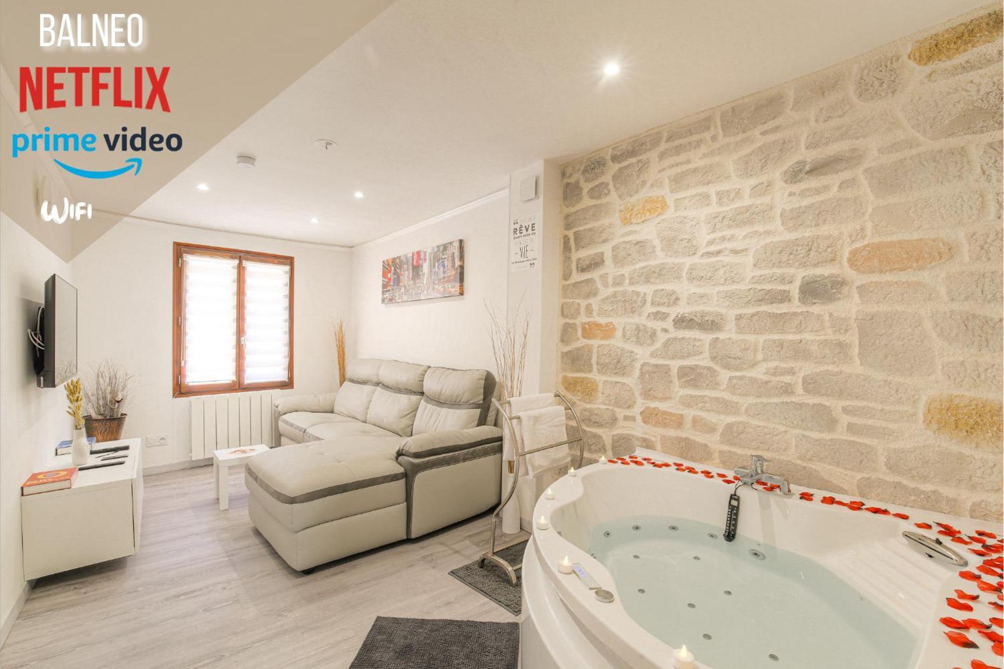 La Suite Neuvilloise Neuville-sur-Saône エクステリア 写真